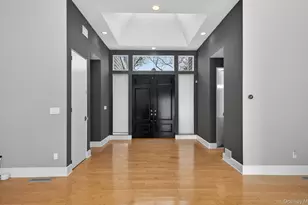 18 Windemere Way, Woodbury, NY 11797 - Photo 5