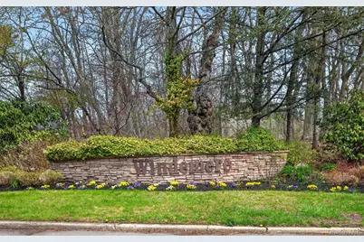 18 Windemere Way, Woodbury, NY 11797 - Photo 1
