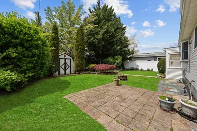 266 Bellmore Road, East Meadow, NY 11554 - Photo 41