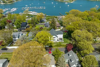 10 McKenzie Street, Huntington, NY 11743 - Photo 37