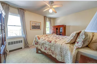 10 McKenzie Street, Huntington, NY 11743 - Photo 19