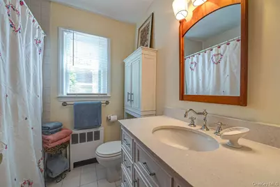 10 McKenzie Street, Huntington, NY 11743 - Photo 17