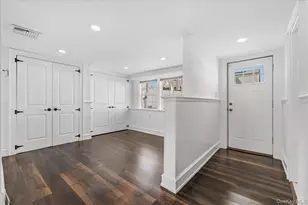 7 Waterview Ave, Massapequa, NY 11758 - Photo 25