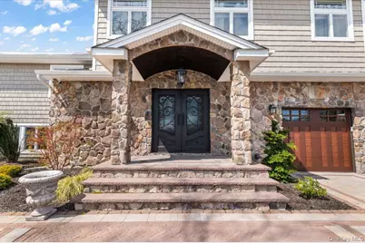 7 Waterview Avenue, Massapequa, NY 11758 - Photo 3