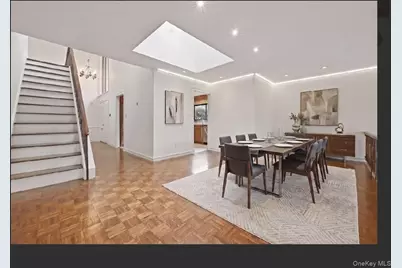 25 Chestnut Hill, Roslyn, NY 11576 - Photo 15