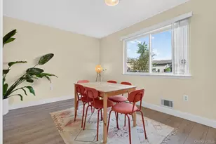 11 Squires Gate, Poughkeepsie, NY 12603 - Photo 17
