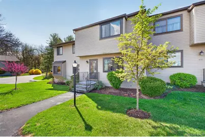 11 Squires Gate #unit B, Poughkeepsie, NY 12603 - Photo 3
