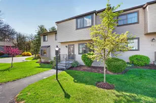 11 Squires Gate, Poughkeepsie, NY 12603 - Photo 3