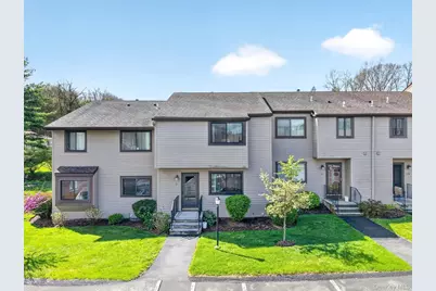 11 Squires Gate #unit B, Poughkeepsie, NY 12603 - Photo 1