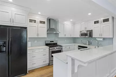 2064 Atlantic Boulevard, Atlantic Beach, NY 11509 - Photo 5