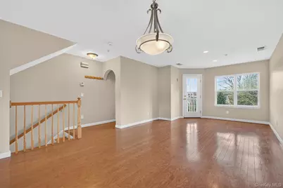 422 Highridge Court #422, Peekskill, NY 10566 - Photo 5