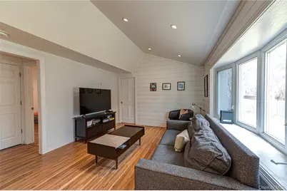 6 Longview Drive, East Quogue, NY 11942 - Photo 3