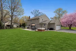 7 Midfield St, Stony Brook, NY 11790 - Photo 19