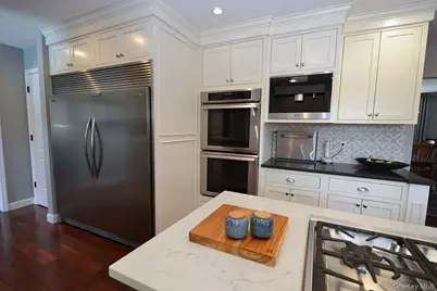 30 Myrtle Lane, Patchogue, NY 11772 - Photo 3