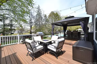 30 Myrtle Lane, Patchogue, NY 11772 - Photo 25
