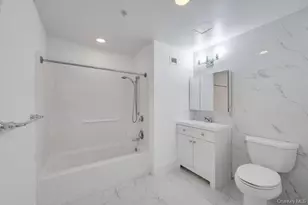 300 E Overlook, Port Washington, NY 11050 - Photo 13