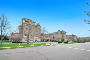 300 E Overlook, Port Washington, NY 11050 - Photo 5