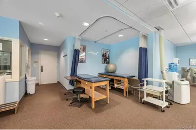 300 E Overlook #534, Port Washington, NY 11050 - Photo 21