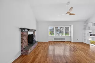 9 Eldridge Pl, Glen Cove, NY 11542 - Photo 17