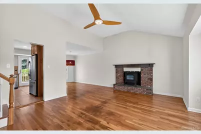 9 Eldridge Place, Glen Cove, NY 11542 - Photo 9
