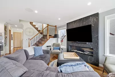 909 S 5th Street, Lindenhurst, NY 11757 - Photo 15