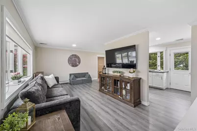 12 Long Street, Lake Grove, NY 11755 - Photo 5