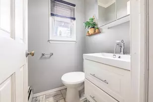 19 Milford Dr, Central Islip, NY 11722 - Photo 15