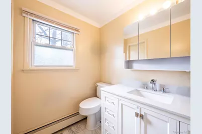19 Milford Drive, Central Islip, NY 11722 - Photo 25