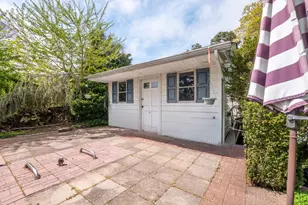 19 Milford Dr, Central Islip, NY 11722 - Photo 39