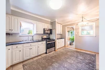 19 Milford Drive, Central Islip, NY 11722 - Photo 7