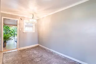 19 Milford Dr, Central Islip, NY 11722 - Photo 9