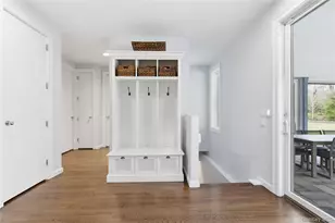 80 Wildwood Dr, Syosset, NY 11791 - Photo 19