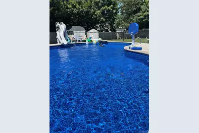 345 Commack Road, Shirley, NY 11967 - Photo 11