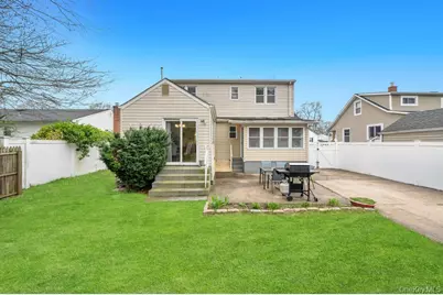 5 Washington Avenue, East Islip, NY 11730 - Photo 21