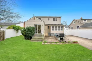 5 Washington Ave, East Islip, NY 11730 - Photo 21