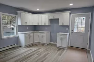 37 Linden Ln, Shirley, NY 11967 - Photo 9