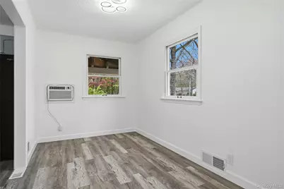 62 Margaret Drive, Coram, NY 11727 - Photo 7