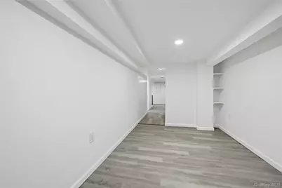 62 Margaret Drive, Coram, NY 11727 - Photo 21