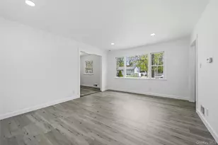 62 Margaret Dr, Coram, NY 11727 - Photo 5