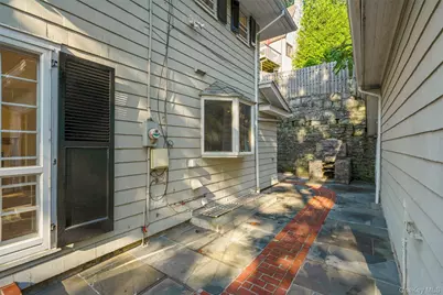 11 Wyndham Road, Scarsdale, NY 10583 - Photo 31