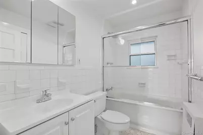 11 Wyndham Road, Scarsdale, NY 10583 - Photo 25