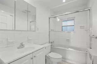 11 Wyndham Rd, Scarsdale, NY 10583 - Photo 25