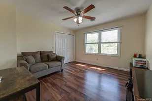 69 Chimney Ln, Levittown, NY 11756 - Photo 11