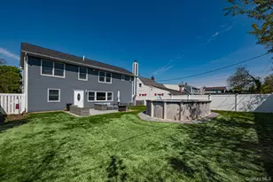 69 Chimney Ln, Levittown, NY 11756 - Photo 21