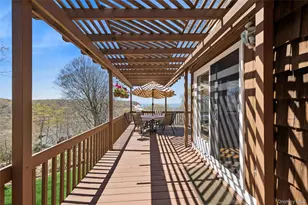 3 Summit Dr, Calverton, NY 11933 - Photo 11