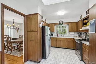 7 Linda Ln, Hampton Bays, NY 11946 - Photo 17