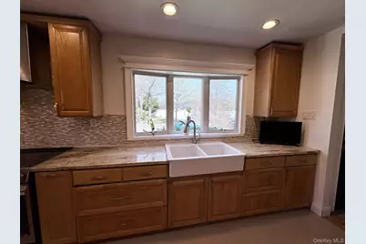 3 Barnfield Place, North Babylon, NY 11703 - Photo 19