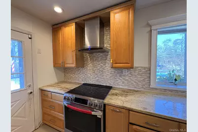 3 Barnfield Place, North Babylon, NY 11703 - Photo 17