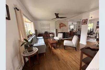3 Barnfield Place, North Babylon, NY 11703 - Photo 11
