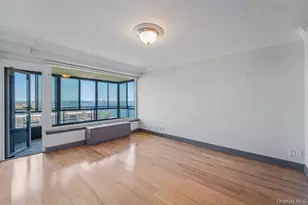 166-25 Powells Cove Blvd, Whitestone, NY 11357 - Photo 37